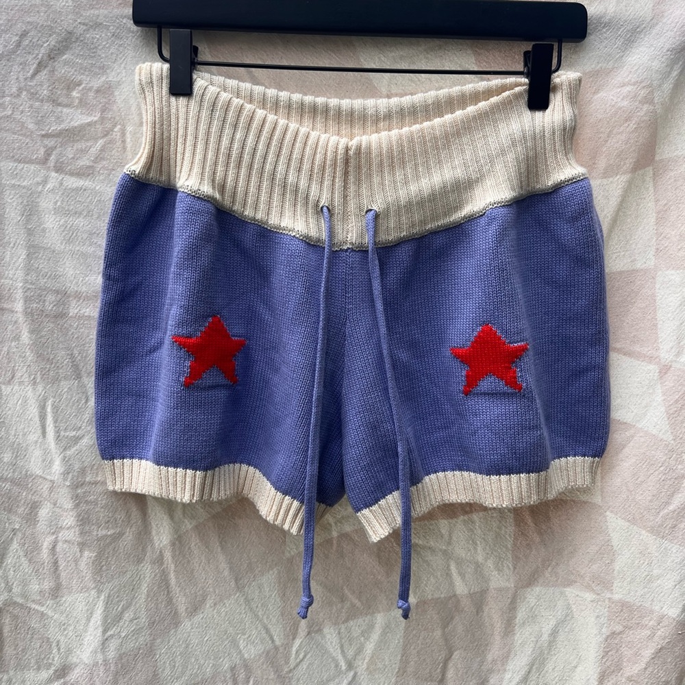 Verconiik Hand Knit Sweater Shorts With Stars